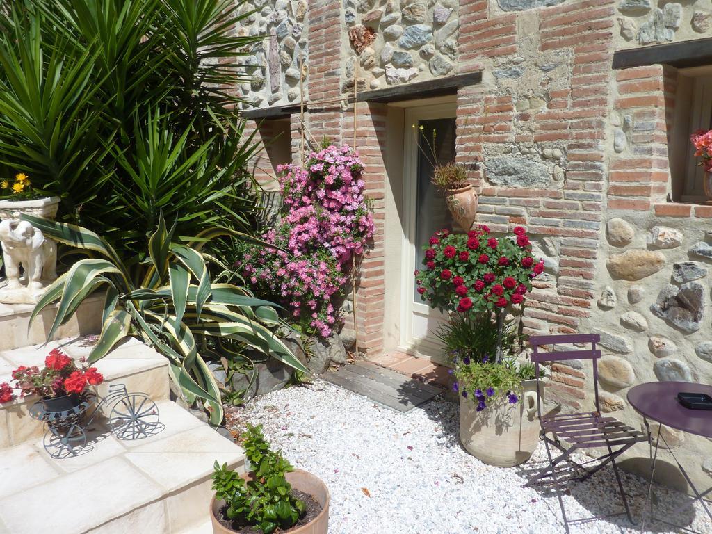 Domaine De La Tannerie Chambres D'Hotes Et Appartements Prades  Zewnętrze zdjęcie