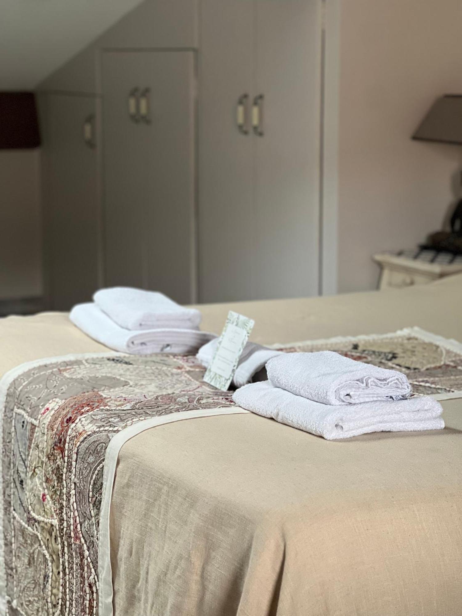Domaine De La Tannerie Chambres D'Hotes Et Appartements Prades  Zewnętrze zdjęcie